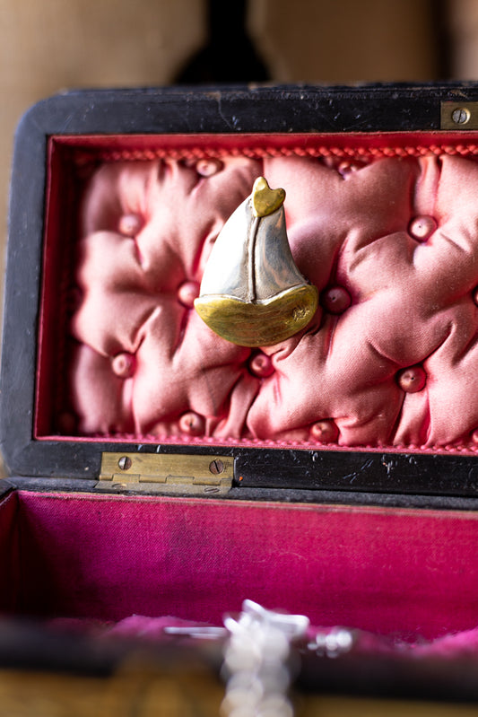 Flick Pope ~ Keep Your Boat Afloat Brooch