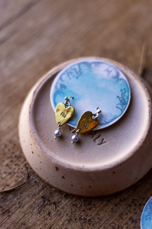 Flick Pope ~ Flick Hanging Heart with Pearl (Brass)