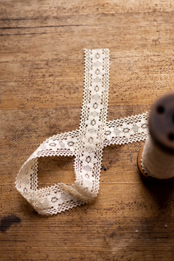 Fine Cotton Lace - Cream
