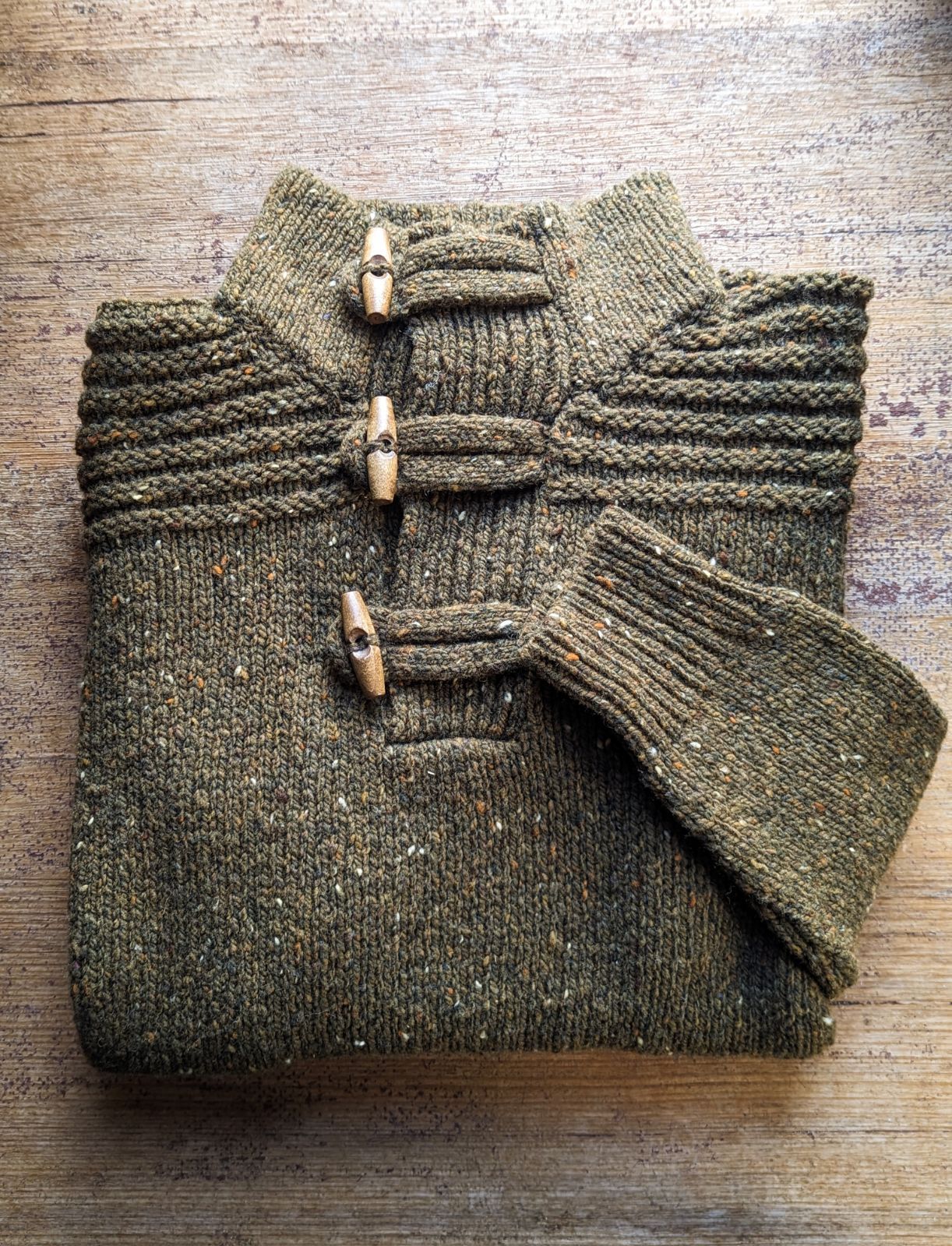 Fisherman Out of Ireland ~ Mens Donegal Toggle Neck Jumper