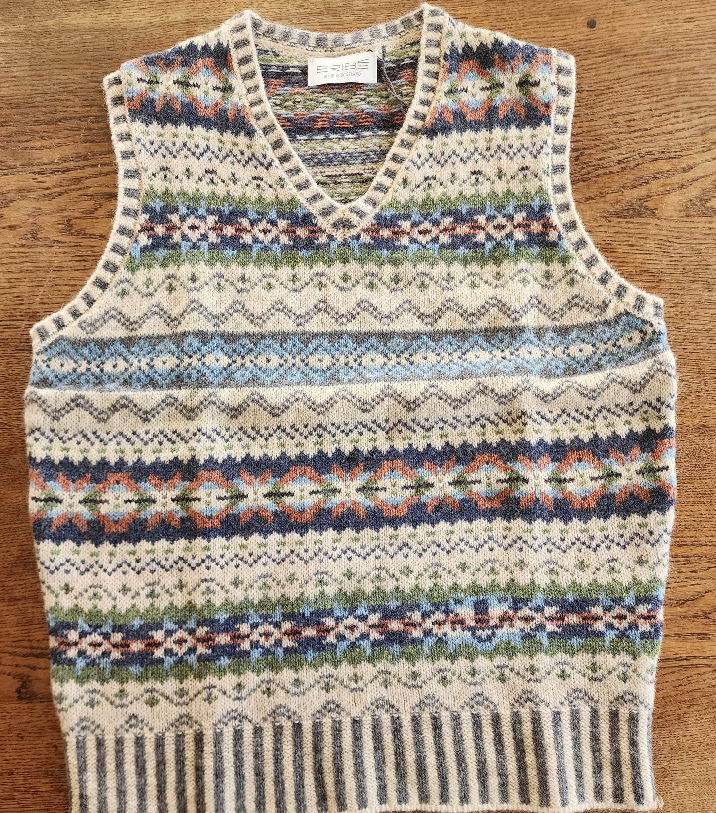 ERIBÉ ~ Mens Brodie Fairisle Vest