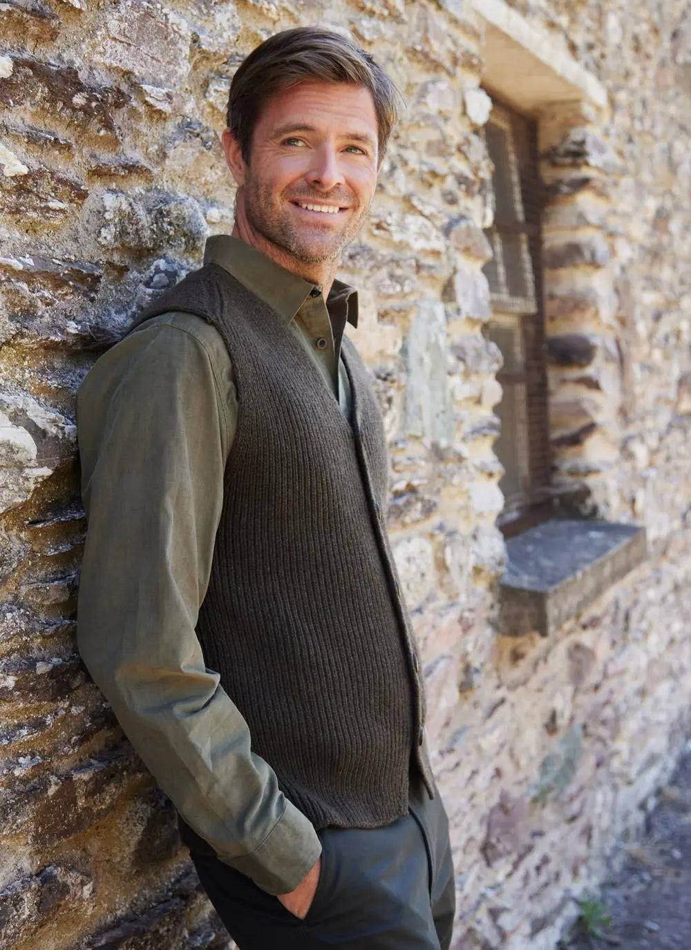 Fisherman Wool Rib Vest with Buttons