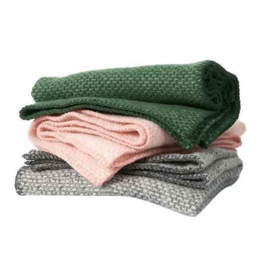 Klippan ~ Baby Blanket Domino