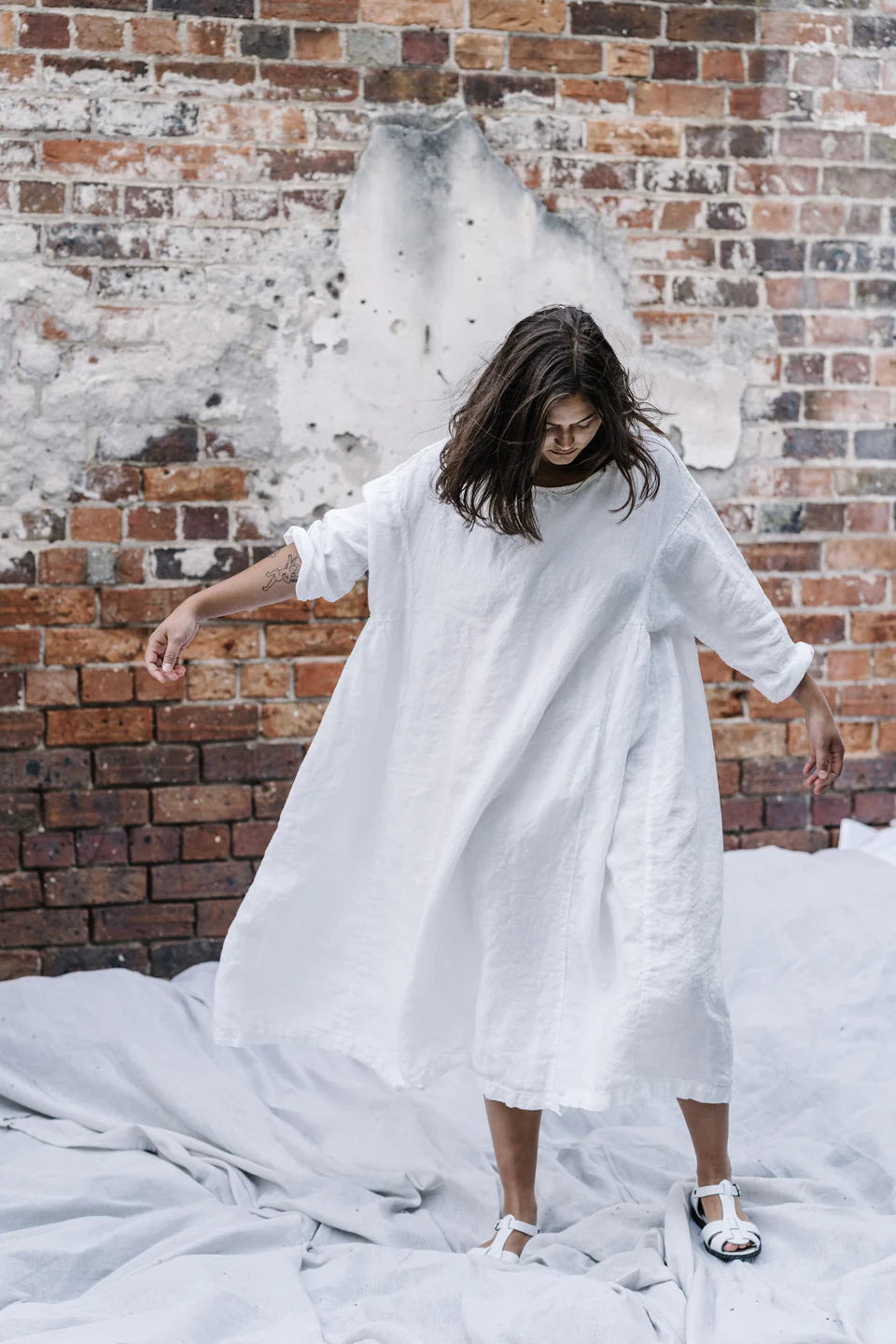 Metta Olive Dress ~ Light Linen