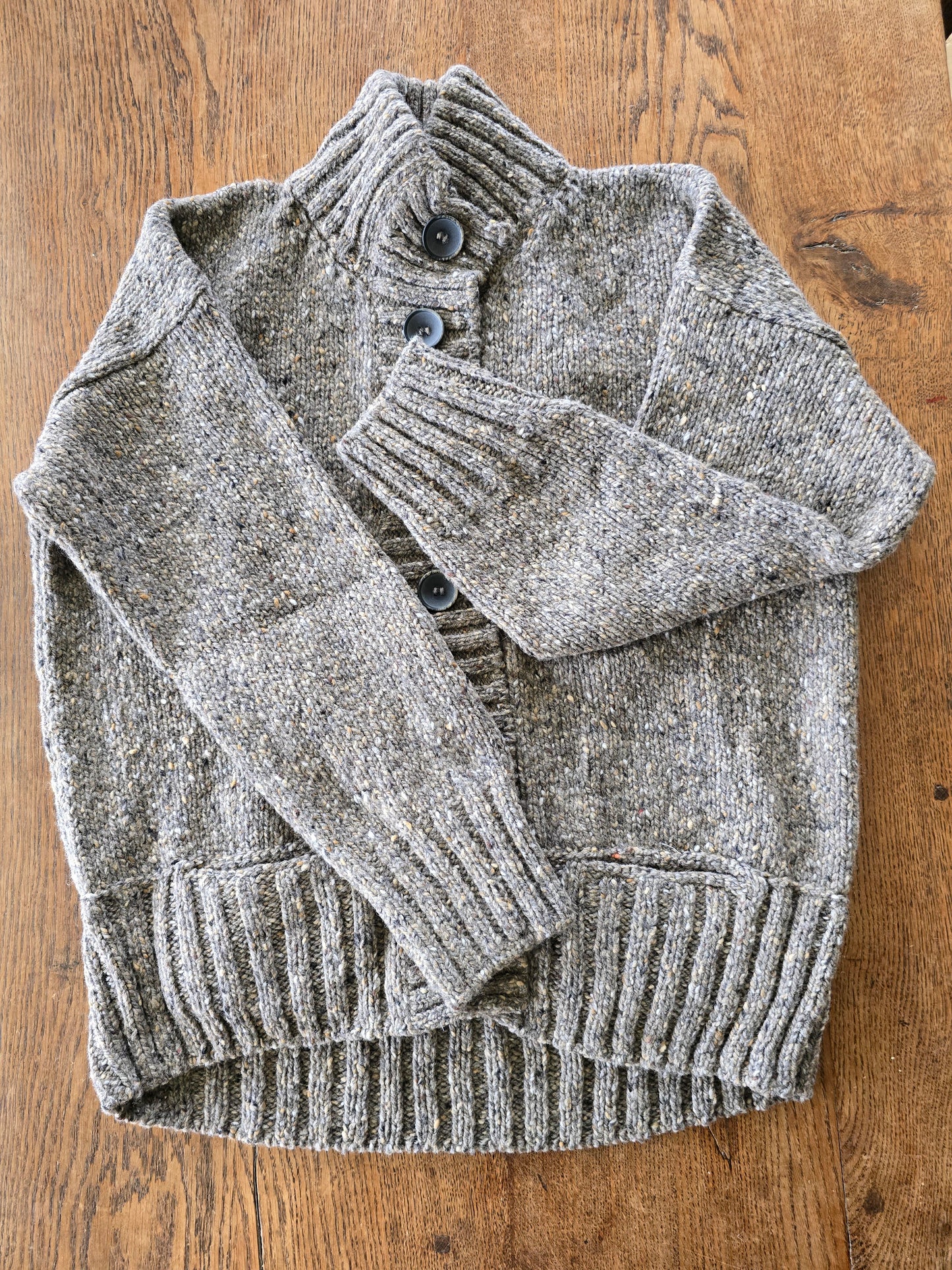 Fisherman Out of Ireland ~ Ladies Ribbed Neck Cardigan