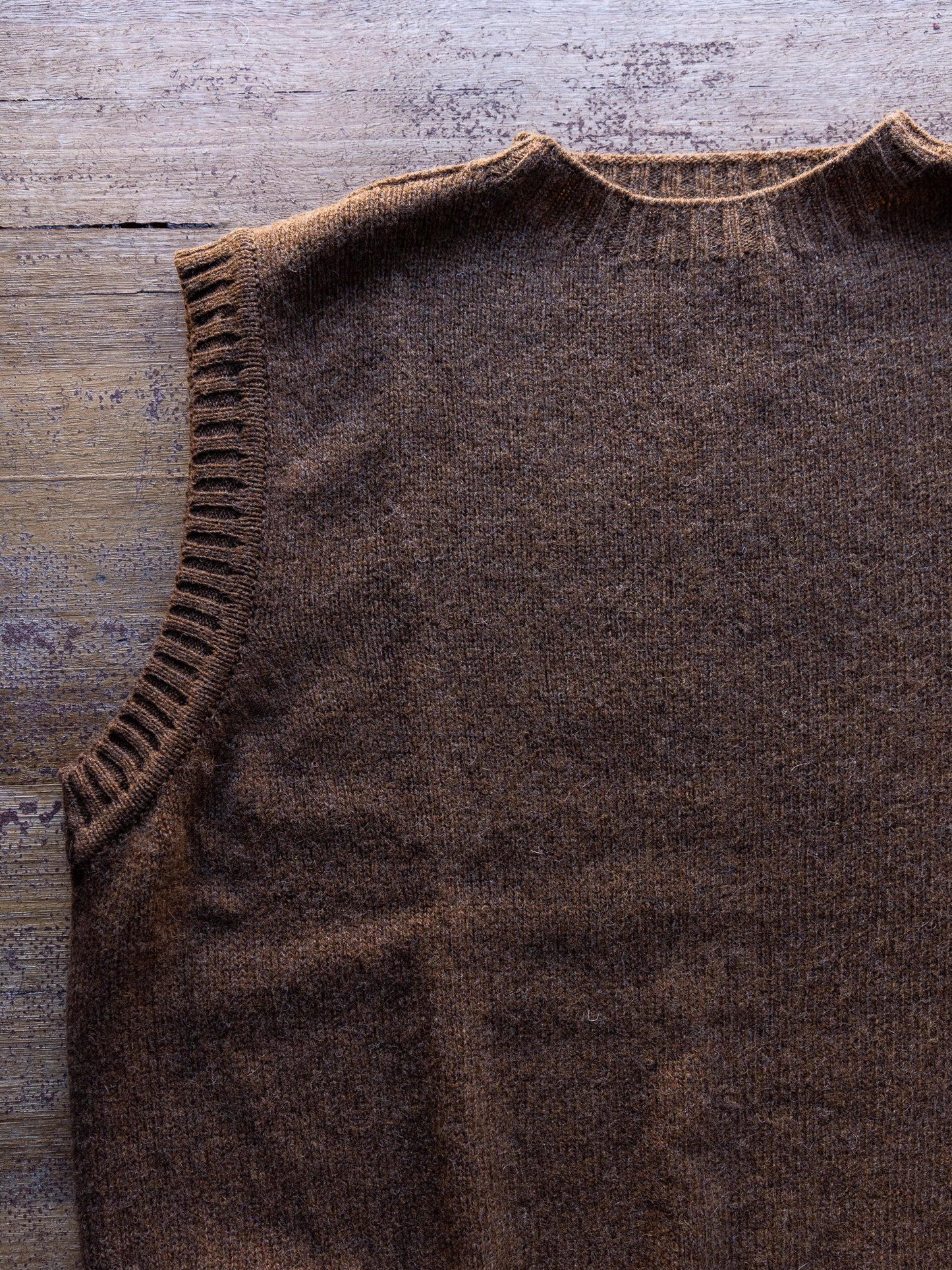 Harley of Scotland ~ Ladies Supersoft Shetland Crew Vest