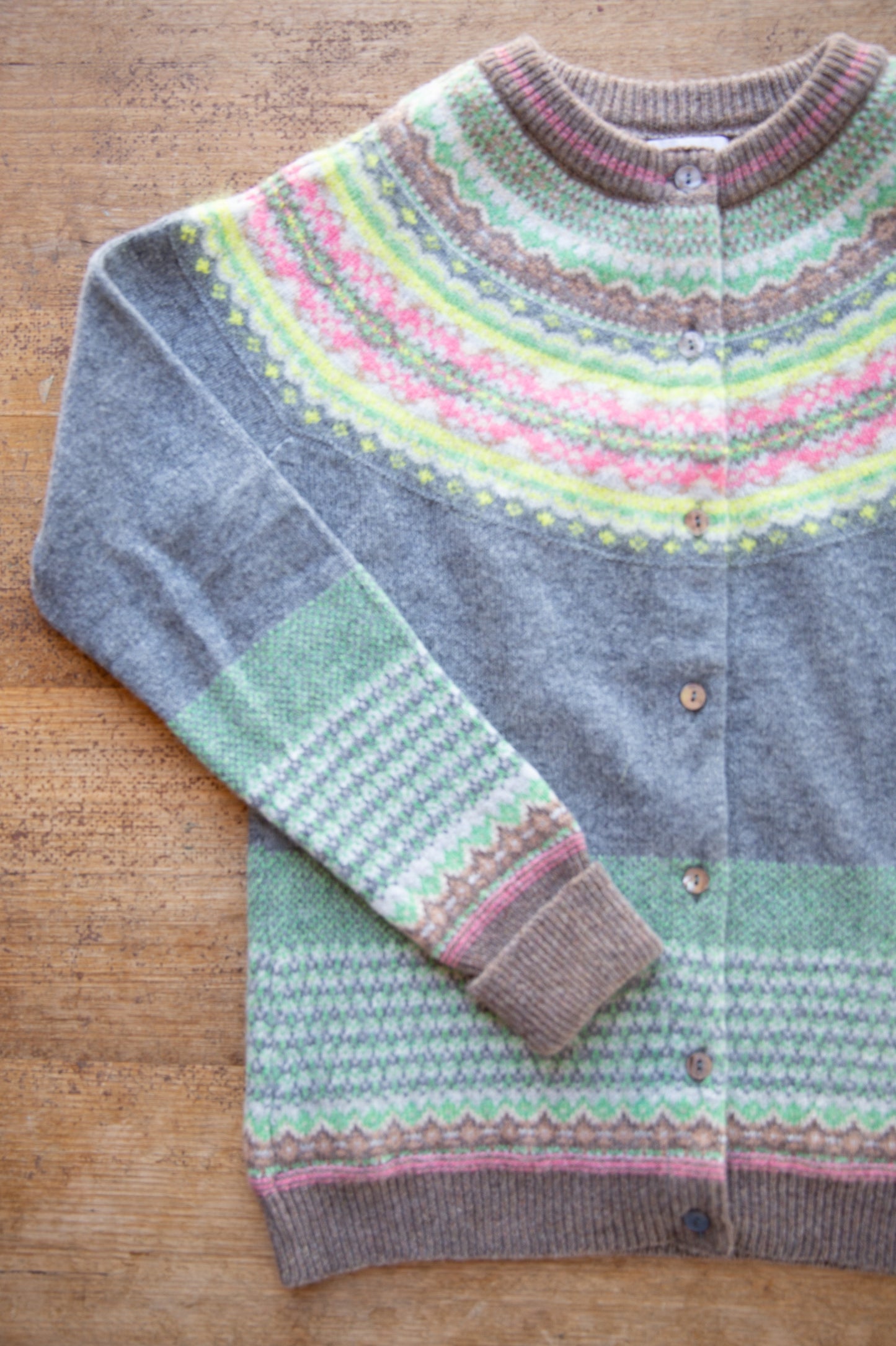 ERIBÉ ~ Ladies Alpine Cardigan