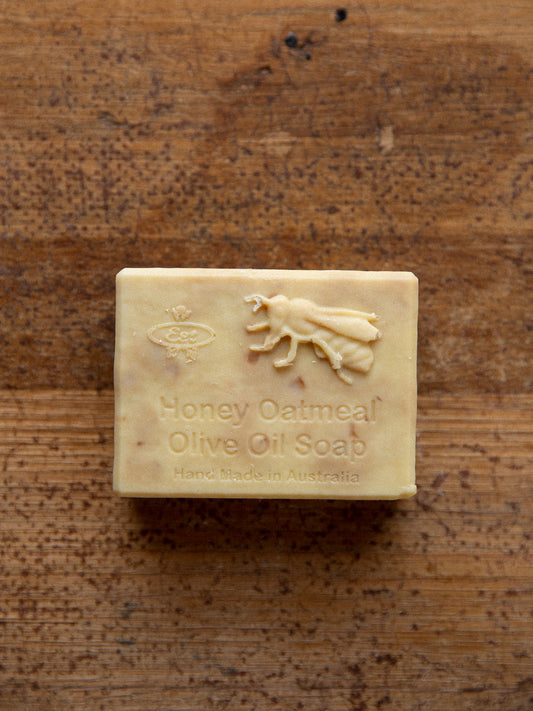 Est Large Honey & Oatmeal Soap