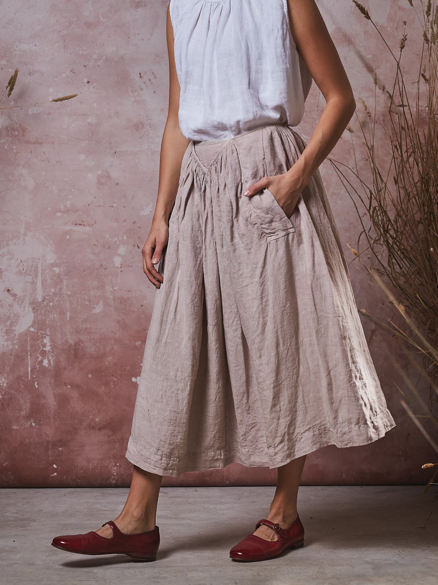 Manteau Noir Clementine Linen Pocket Skirt