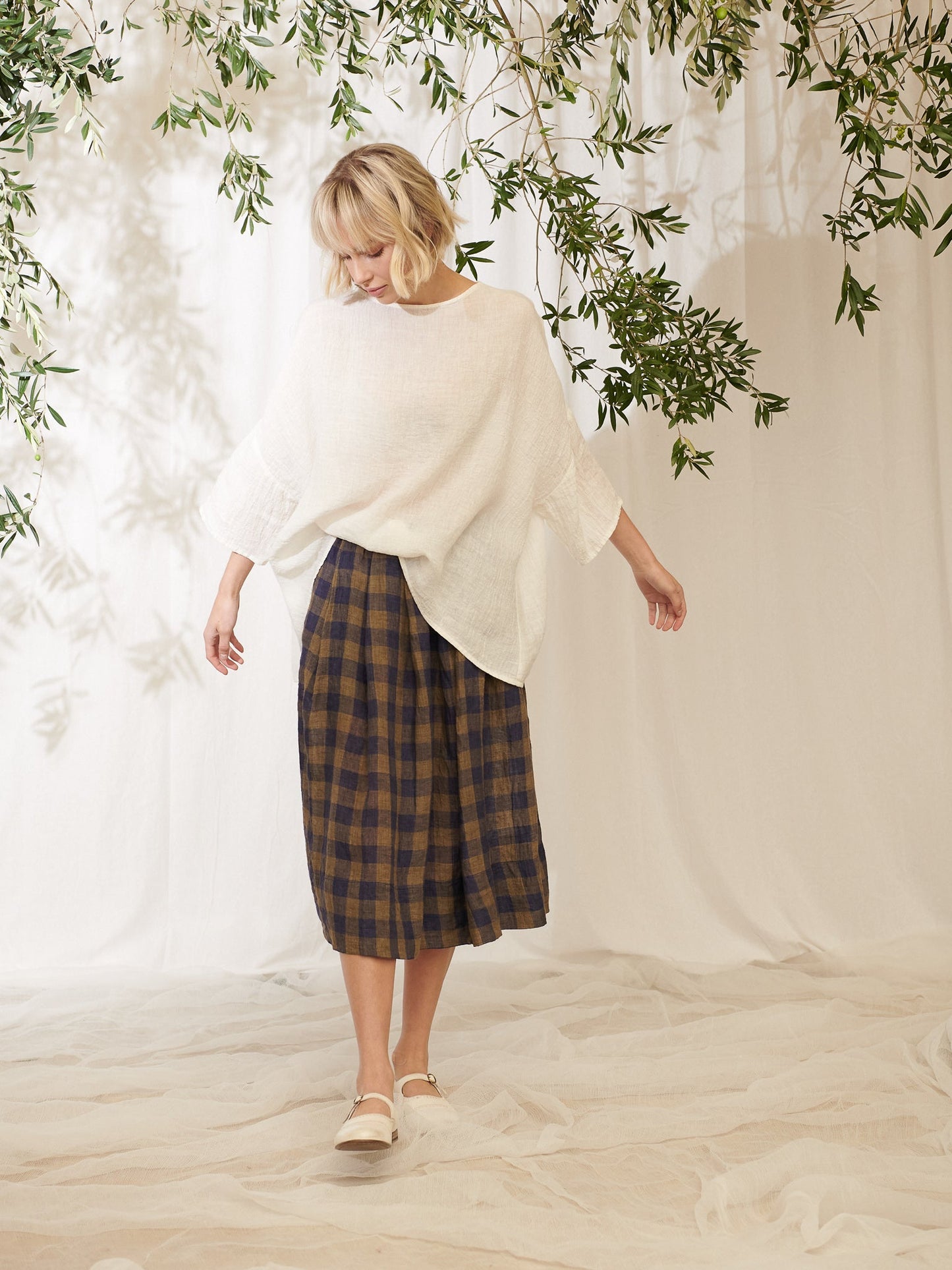 Manteau Noir ~ Margot Linen Check Gauze Skirt