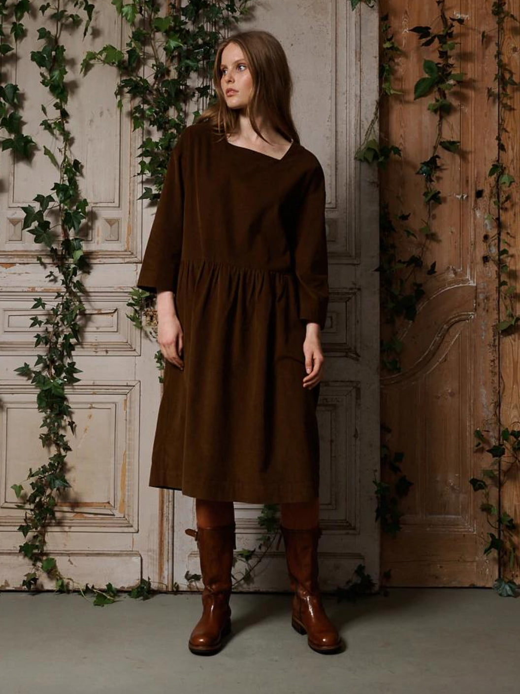 Manteau Noir Patron Square Neck Pinwale Cord Dress