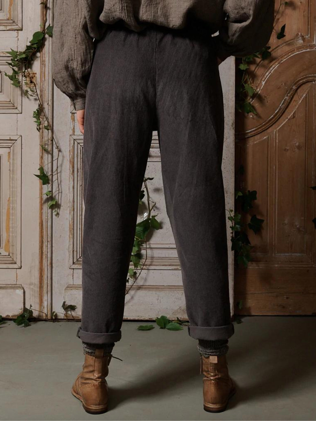 Manteau Noir Eloise Corduroy Pants