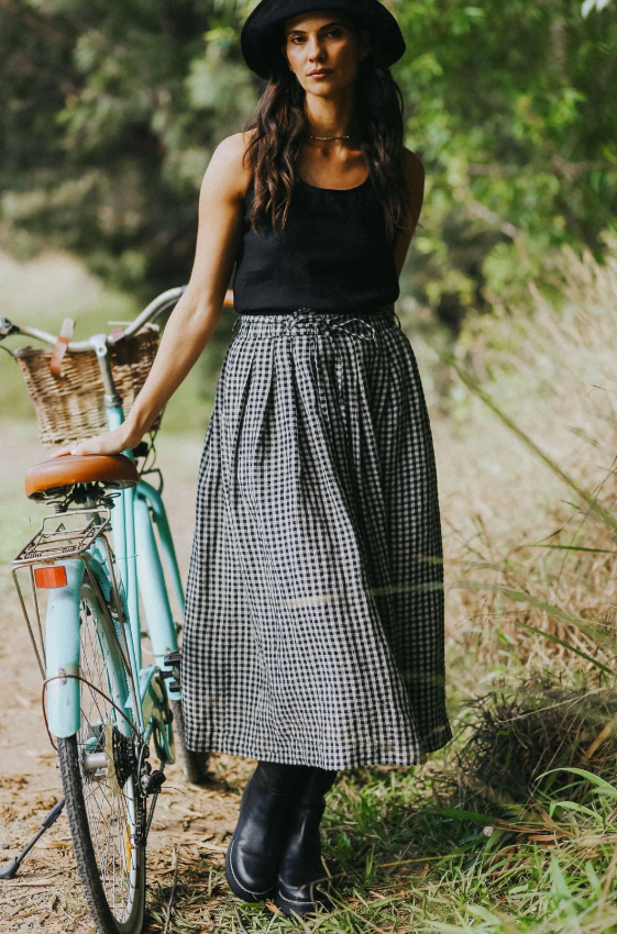 Montaigne ~ Amélie Linen Skirt