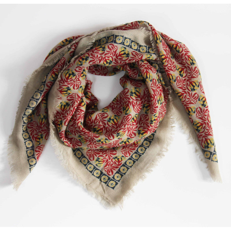 Les Belle Vagabonde ~ Carre Wool Scarf