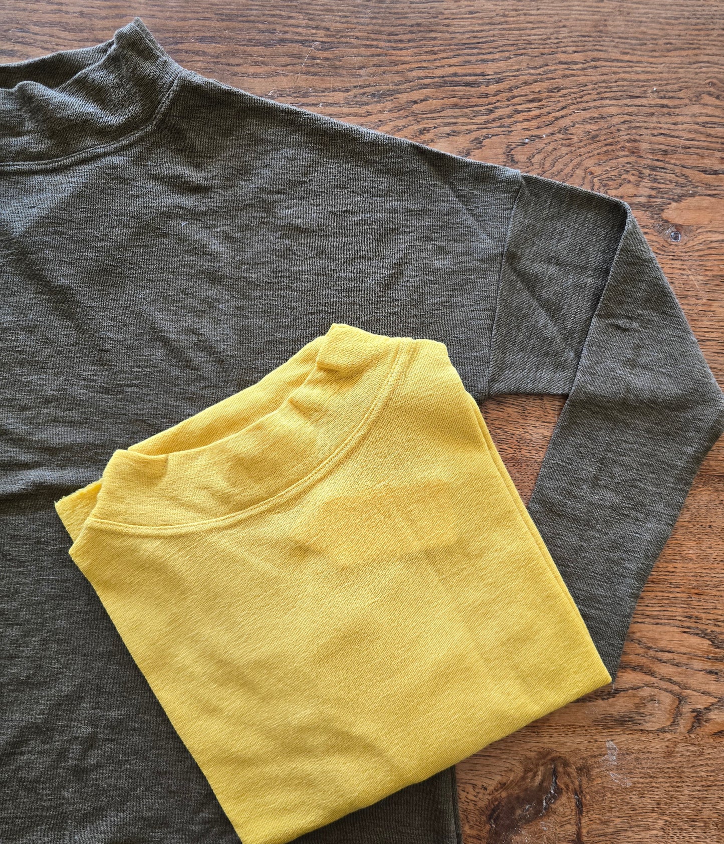 By Basics - Merino Wide Shirt With Neck
