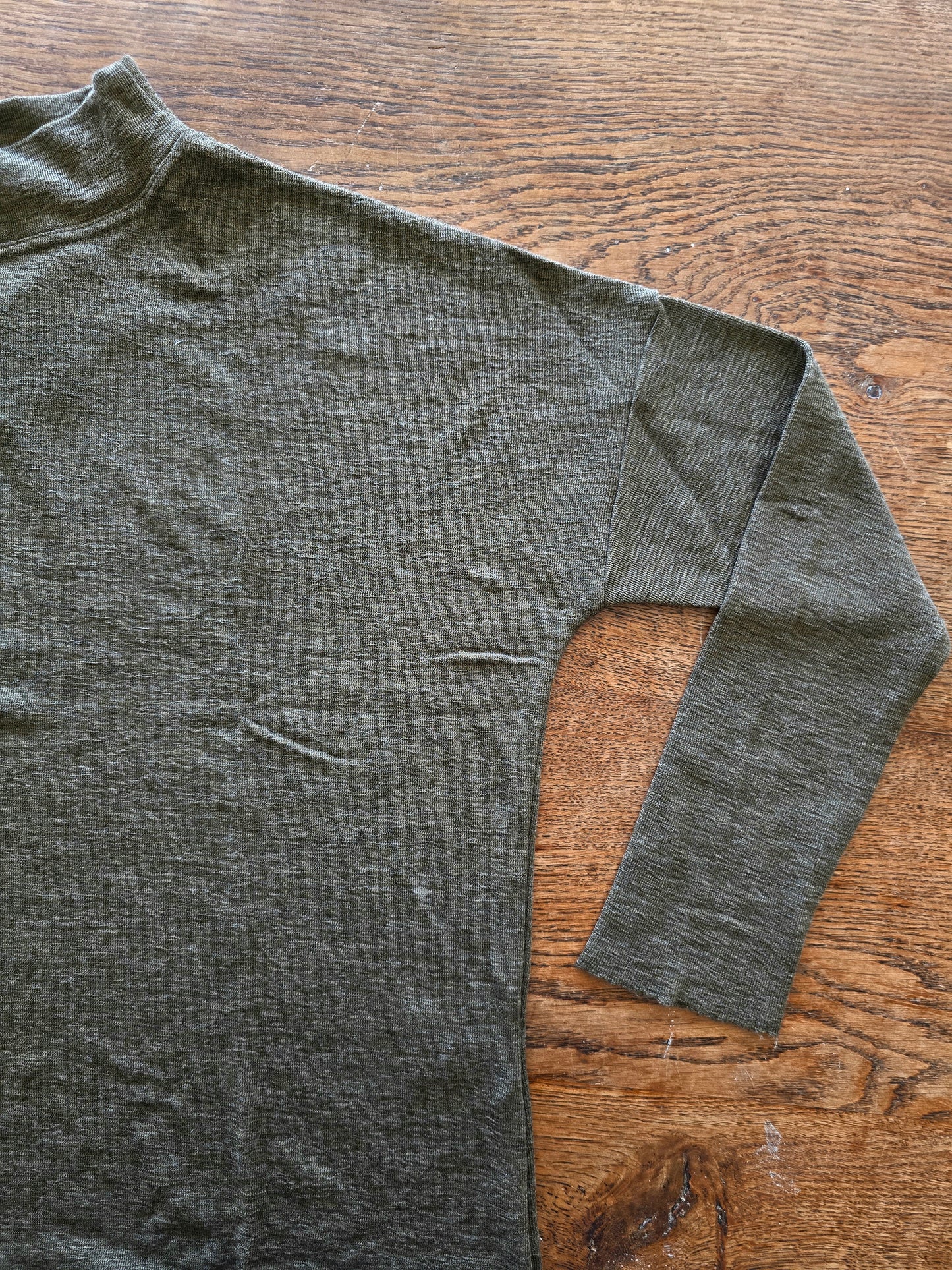 By Basics - Merino Wide Shirt With Neck