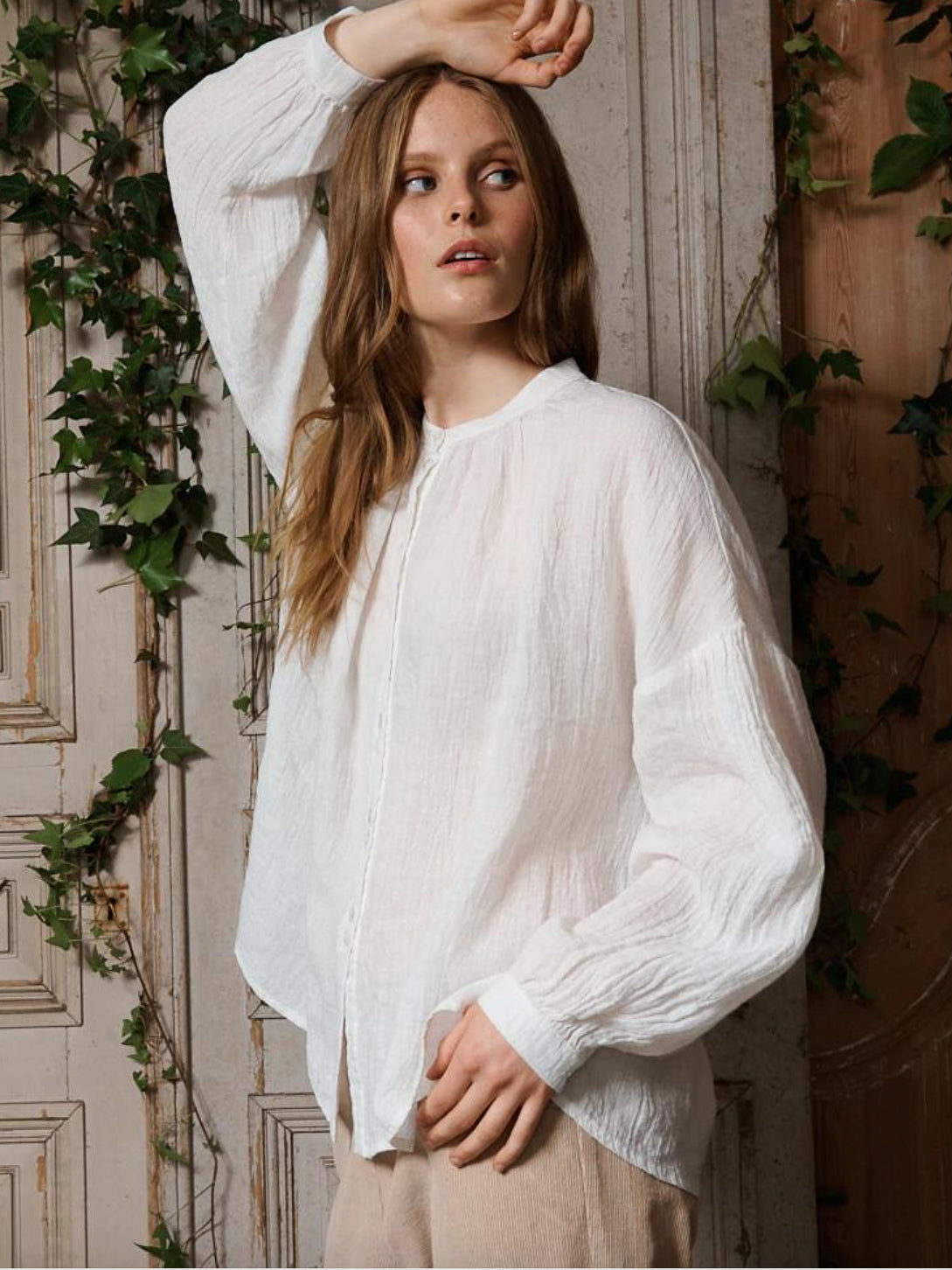 Manteau Noir Mathilde Linen Gauze Blouse